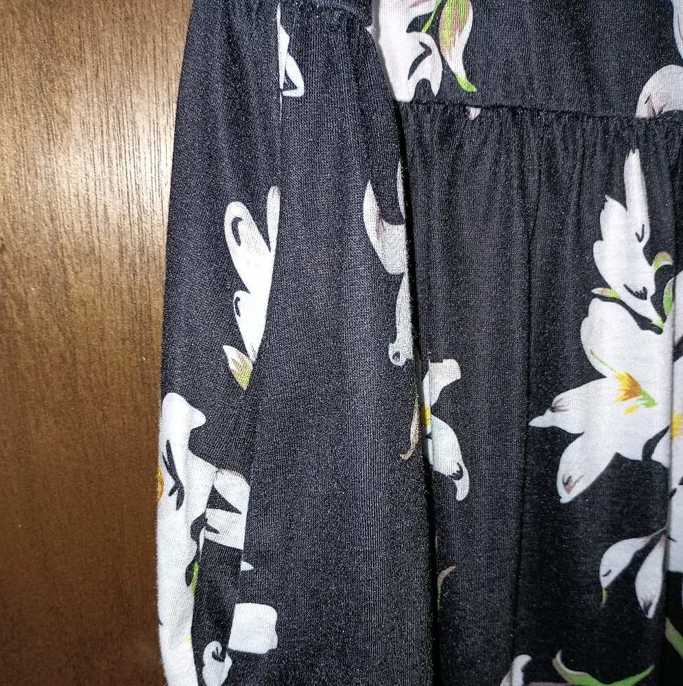 Floral‎ Cold Shoulder Dress with pockets XL